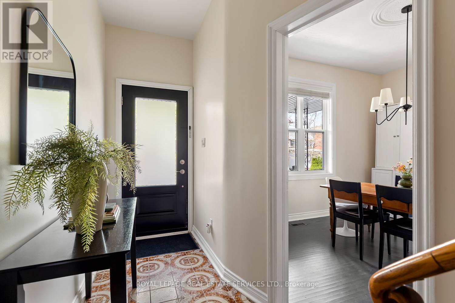 107 WESTMORELAND AVENUE, Toronto, Ontario
