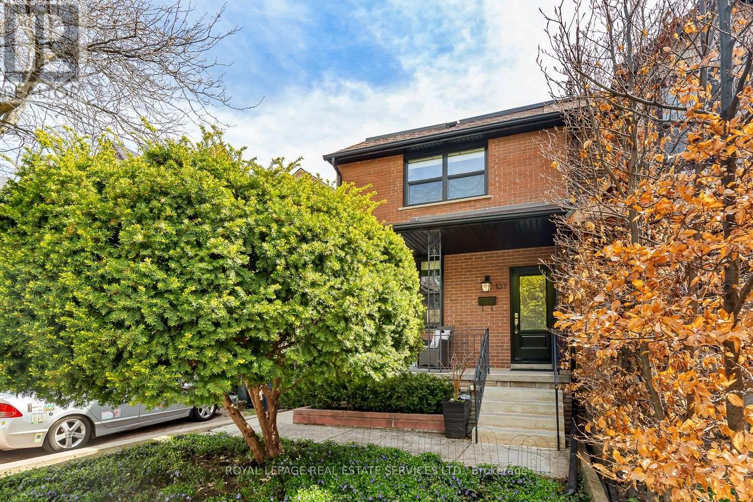 107 Westmoreland Avenue, Toronto, Ontario M6H 2Z8 - Photo 2 - W13142022