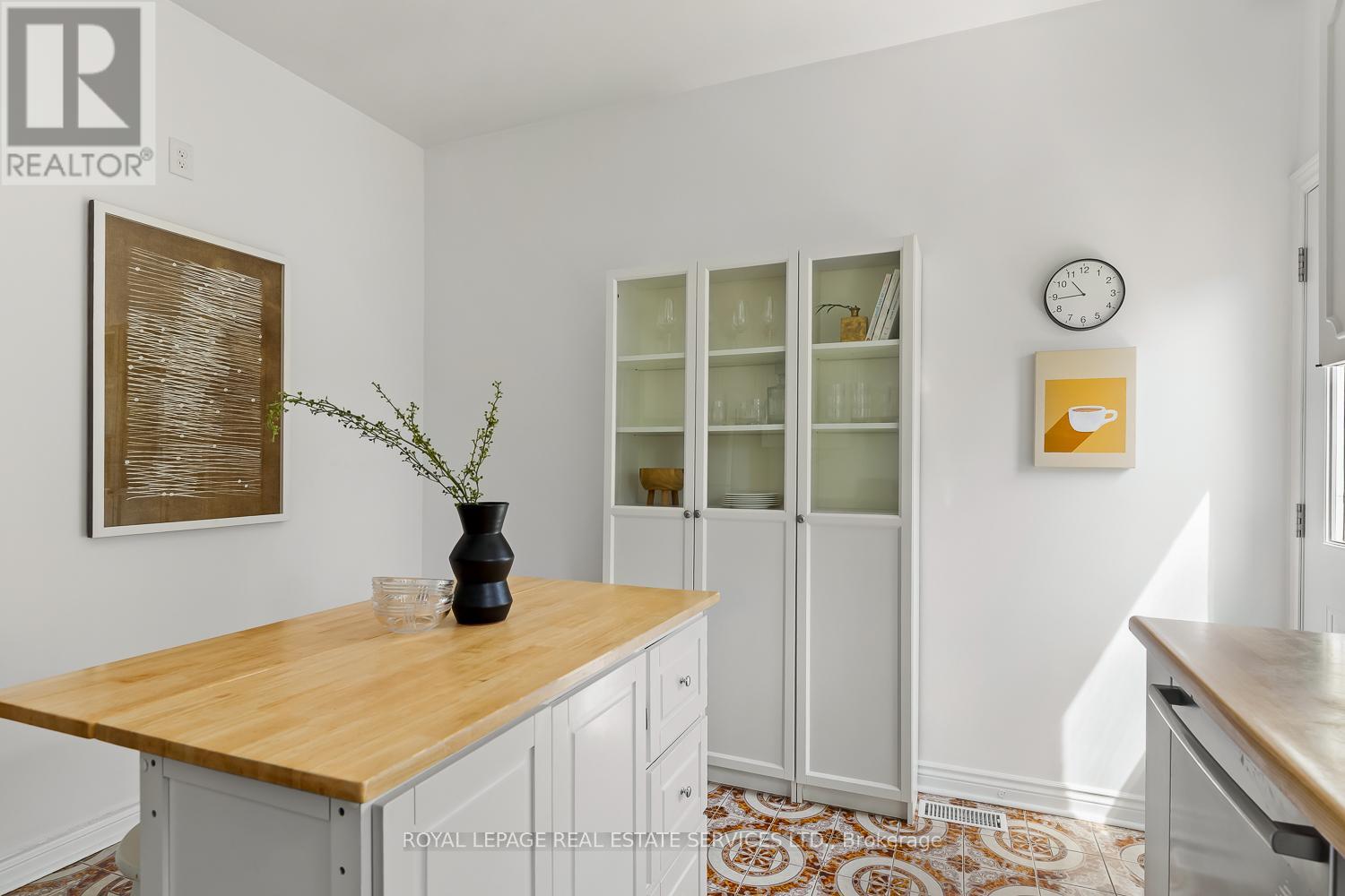 107 Westmoreland Avenue, Toronto, Ontario M6H 2Z8 - Photo 20 - W13142022