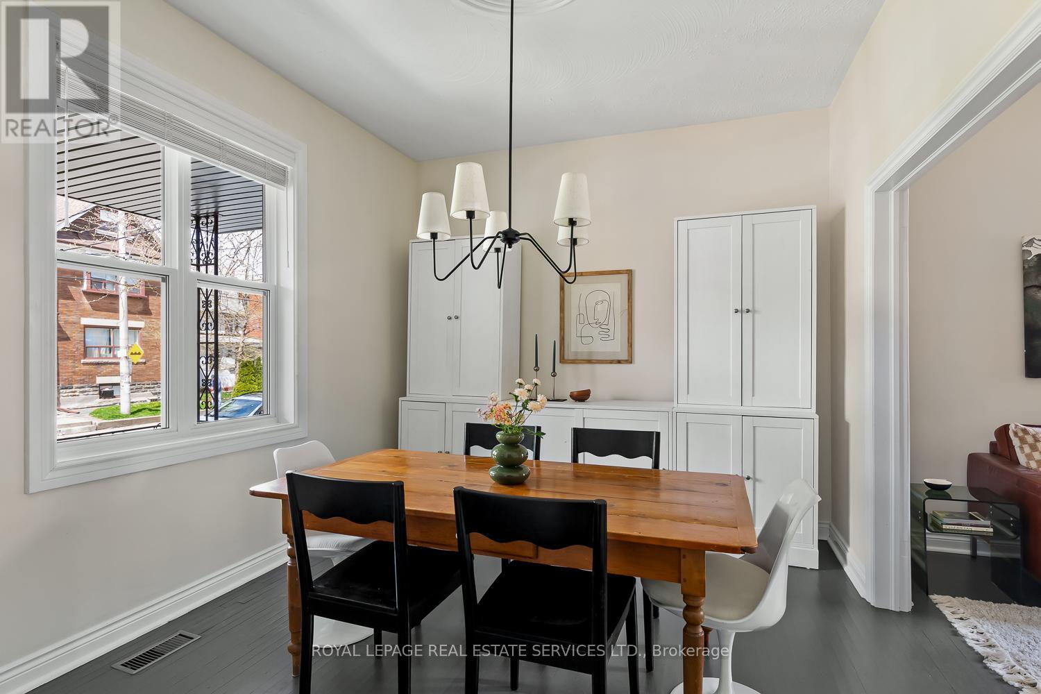 107 Westmoreland Avenue, Toronto, Ontario M6H 2Z8 - Photo 7 - W13142022
