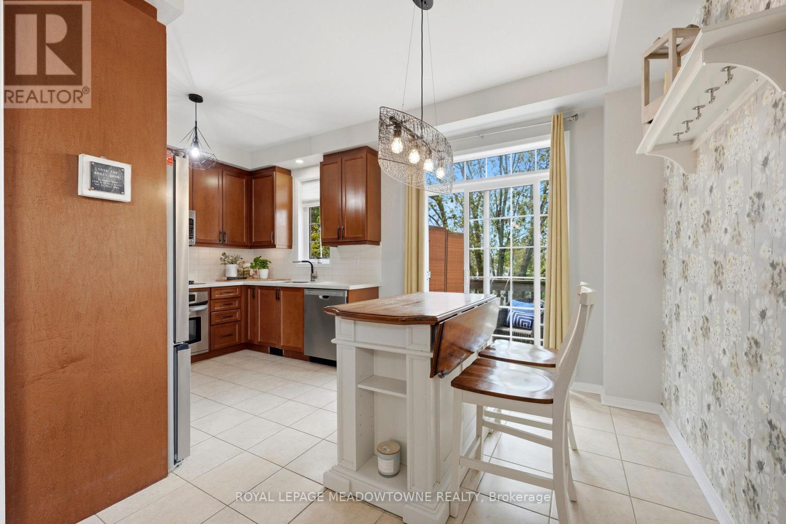 41 Promenade Trail, Halton Hills, Ontario  L7G 0G8 - Photo 14 - W13142058