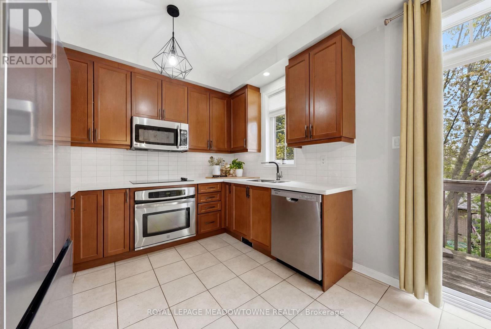 41 Promenade Trail, Halton Hills, Ontario  L7G 0G8 - Photo 16 - W13142058