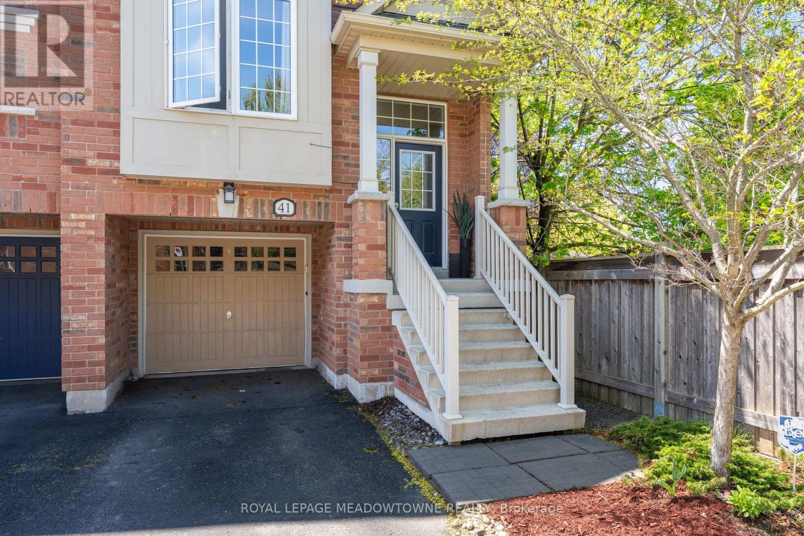 41 Promenade Trail, Halton Hills, Ontario  L7G 0G8 - Photo 2 - W13142058