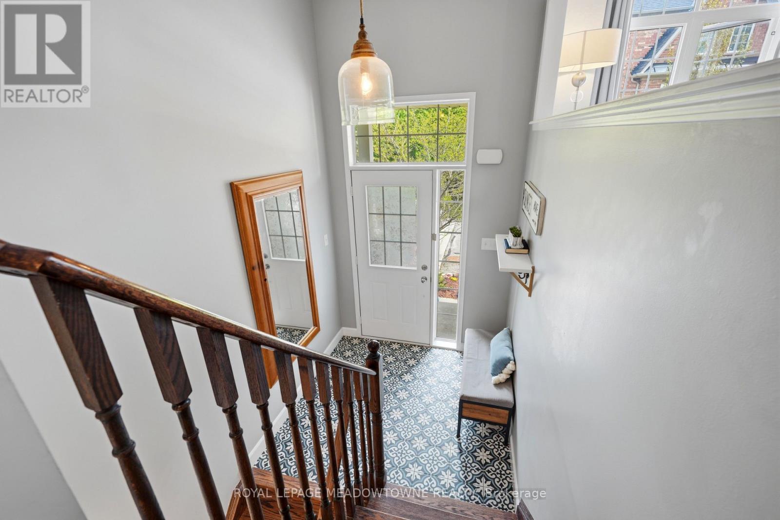 41 Promenade Trail, Halton Hills, Ontario  L7G 0G8 - Photo 4 - W13142058