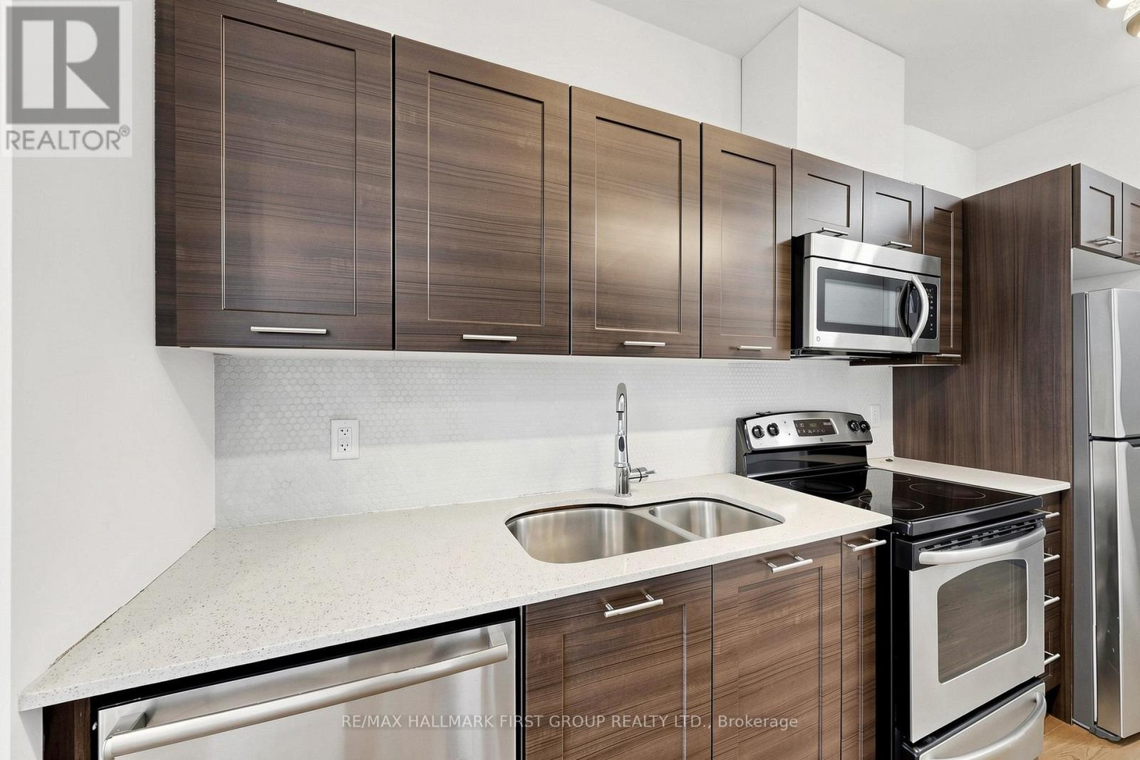 816 - 169 Fort York Boulevard, Toronto, Ontario  M5V 0C8 - Photo 13 - C13123862