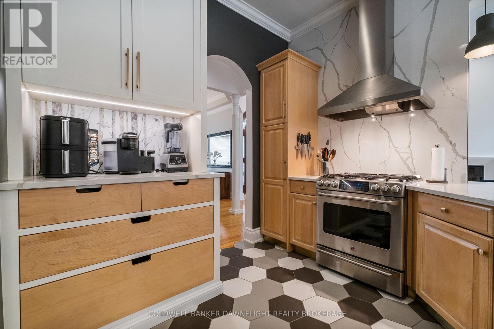 9923 Parkview Crescent, Lambton Shores, Ontario  N0M 1T0 - Photo 13 - X12982764