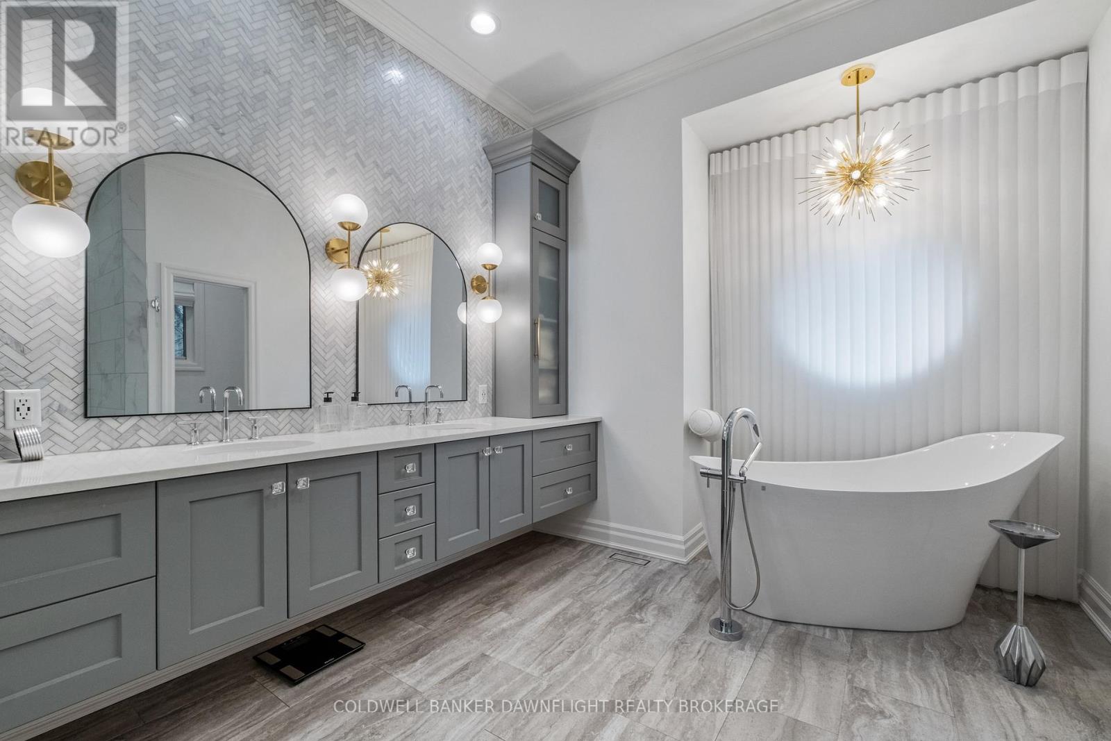 9923 Parkview Crescent, Lambton Shores, Ontario  N0M 1T0 - Photo 20 - X12982764