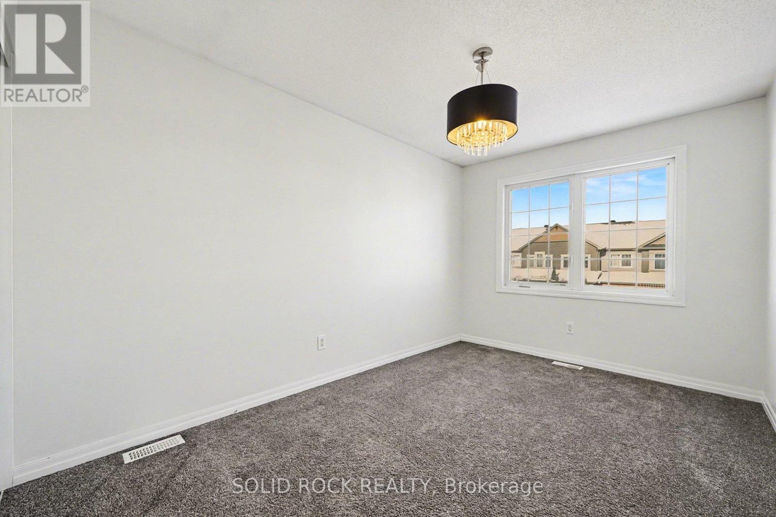 407 White Arctic Avenue, Ottawa, Ontario  K2J 5W5 - Photo 18 - X12741652