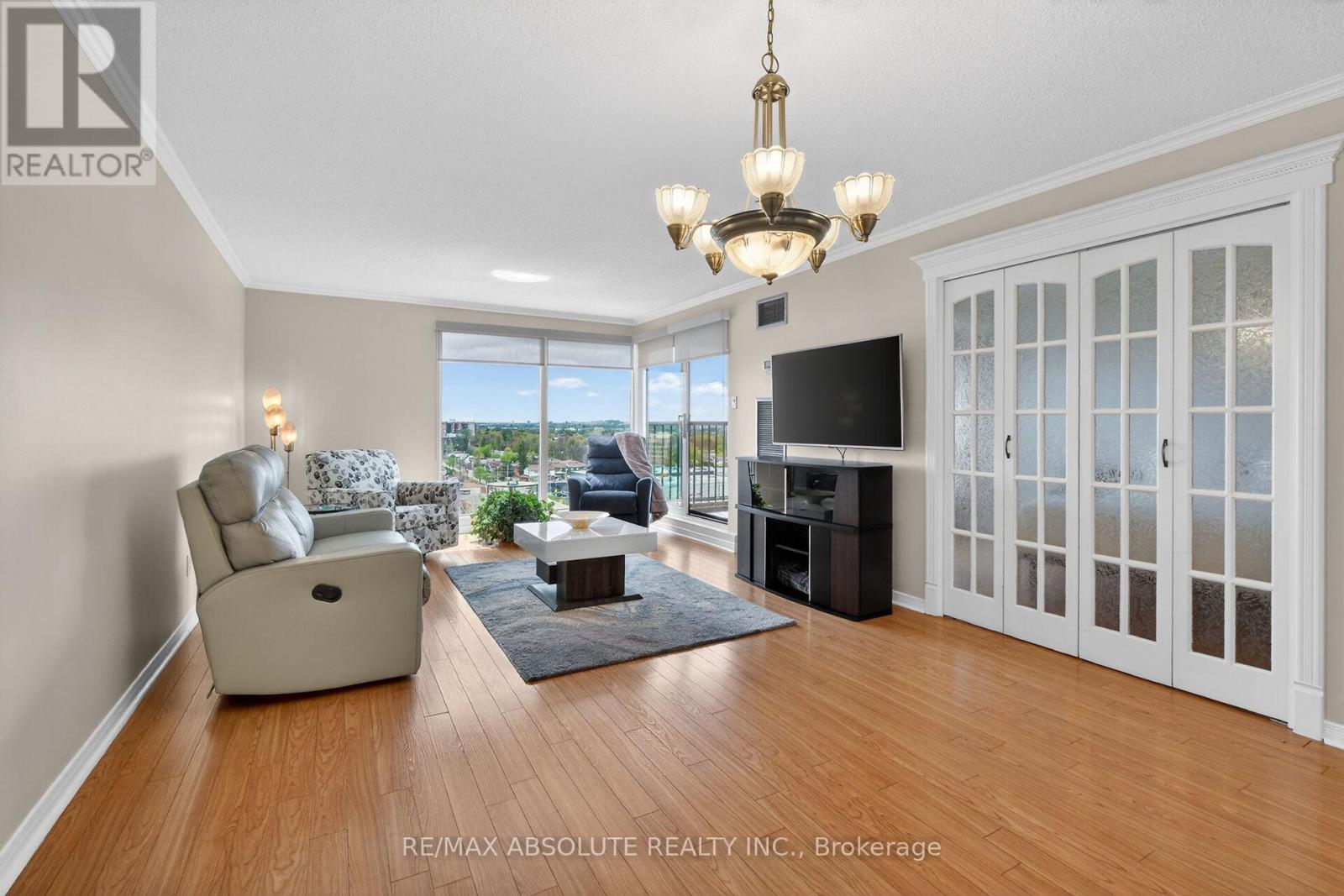 806 - 545 St Laurent Boulevard, Ottawa, Ontario  K1K 4H9 - Photo 10 - X12915400