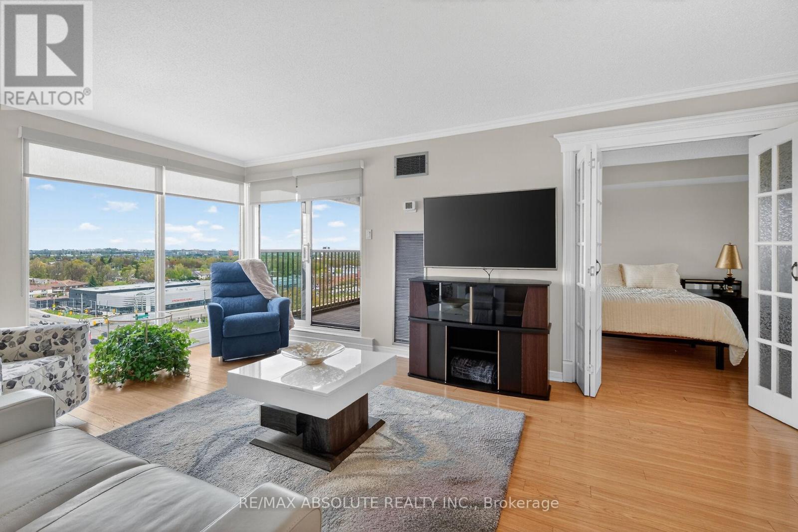 806 - 545 St Laurent Boulevard, Ottawa, Ontario  K1K 4H9 - Photo 11 - X12915400