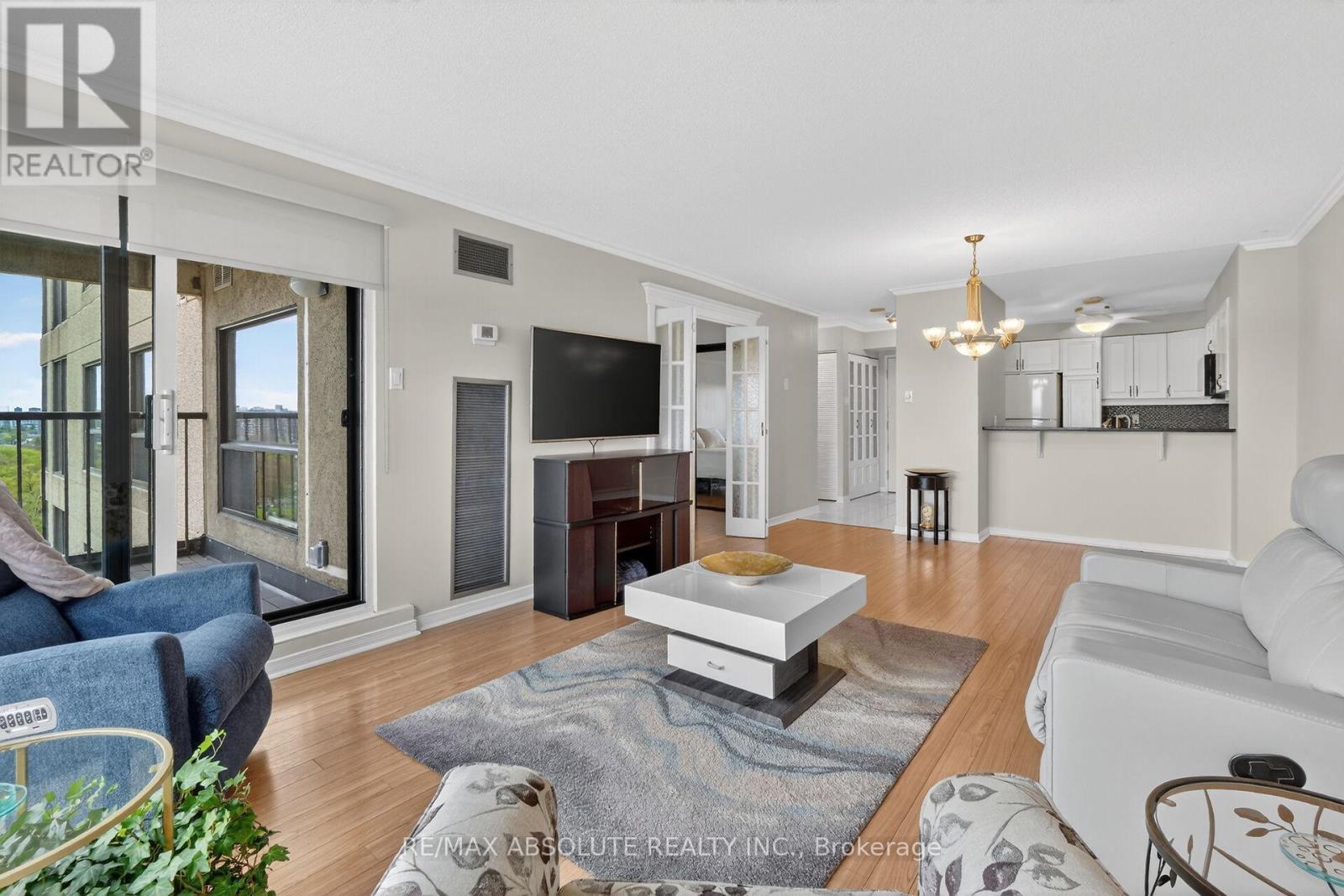 806 - 545 St Laurent Boulevard, Ottawa, Ontario  K1K 4H9 - Photo 17 - X12915400