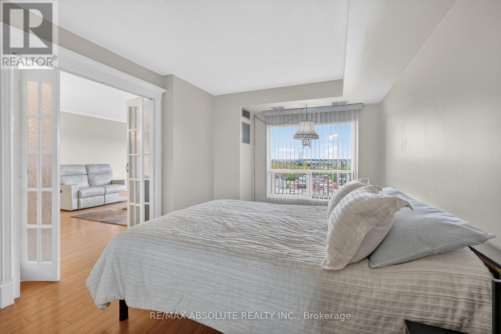 806 - 545 St Laurent Boulevard, Ottawa, Ontario  K1K 4H9 - Photo 30 - X12915400