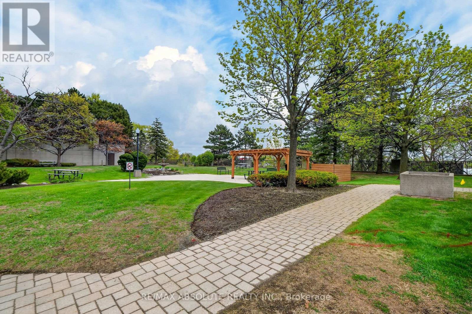 806 - 545 St Laurent Boulevard, Ottawa, Ontario  K1K 4H9 - Photo 48 - X12915400