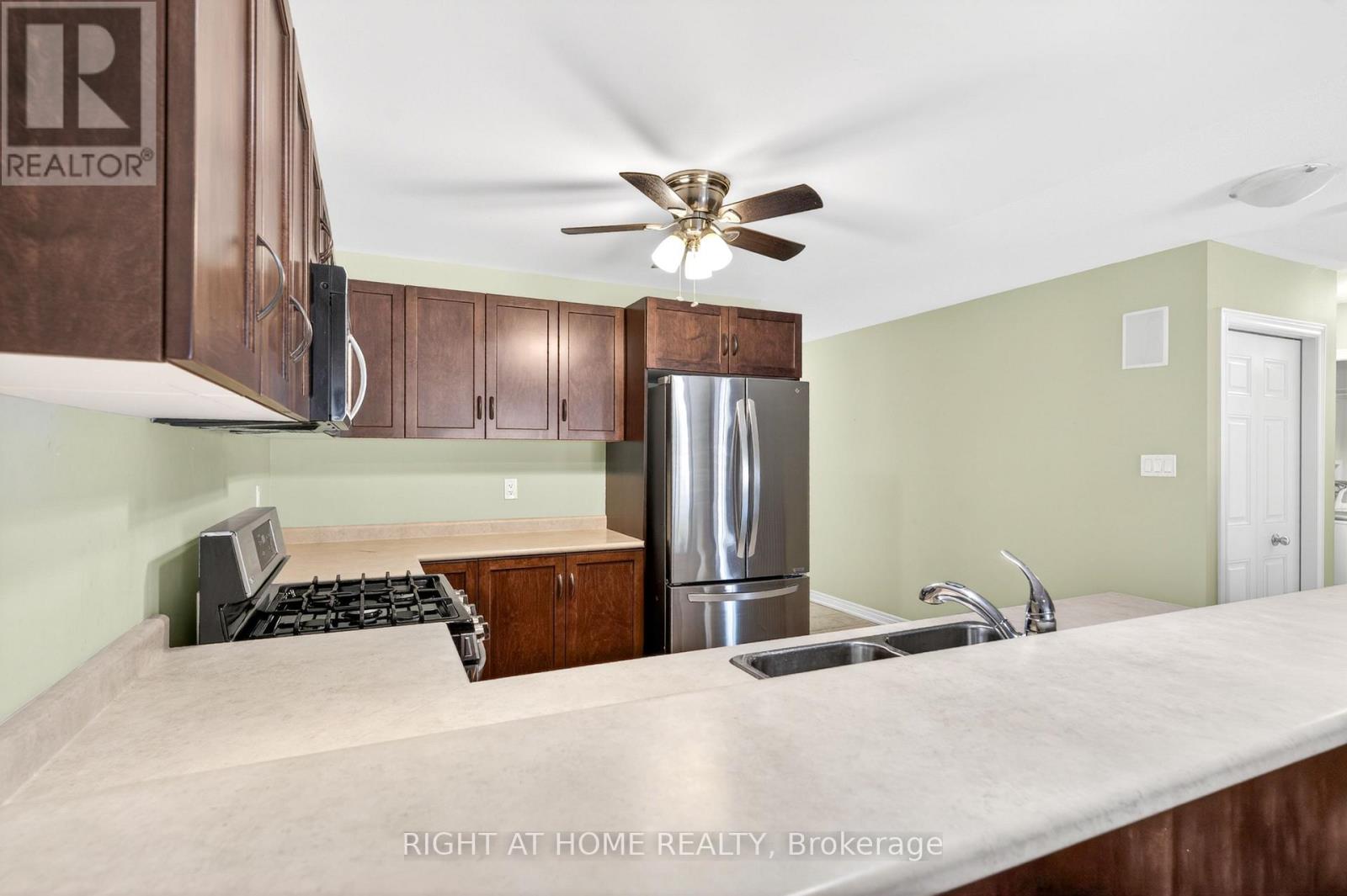 32 Woodburn Avenue, St. Catharines, Ontario  L2P 0B8 - Photo 11 - X13142078