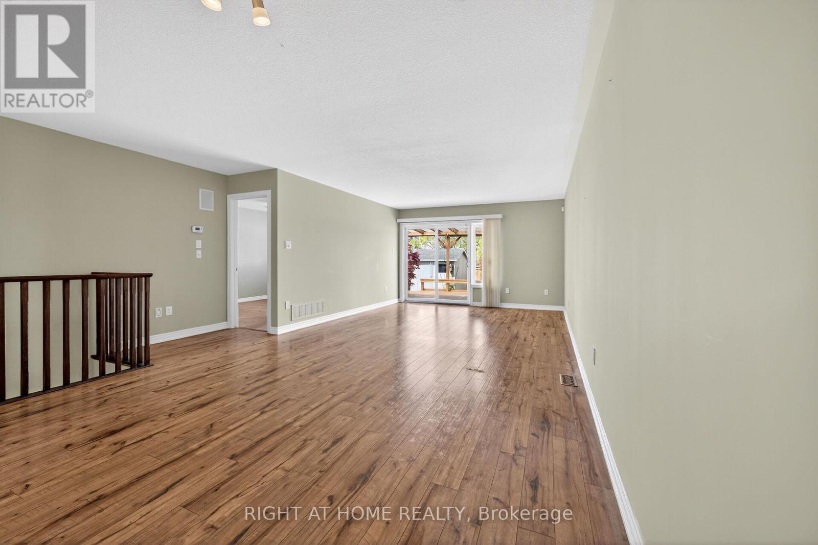 32 Woodburn Avenue, St. Catharines, Ontario  L2P 0B8 - Photo 7 - X13142078
