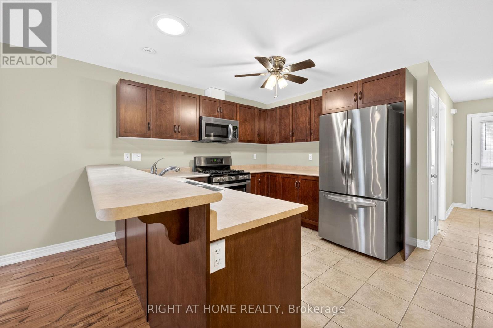 32 Woodburn Avenue, St. Catharines, Ontario  L2P 0B8 - Photo 8 - X13142078