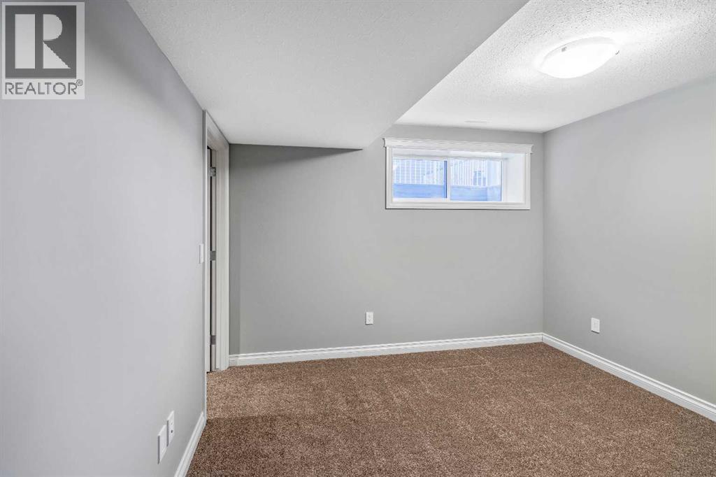 19 Viceroy Crescent, Olds, Alberta  T4H 0C4 - Photo 21 - A2272495