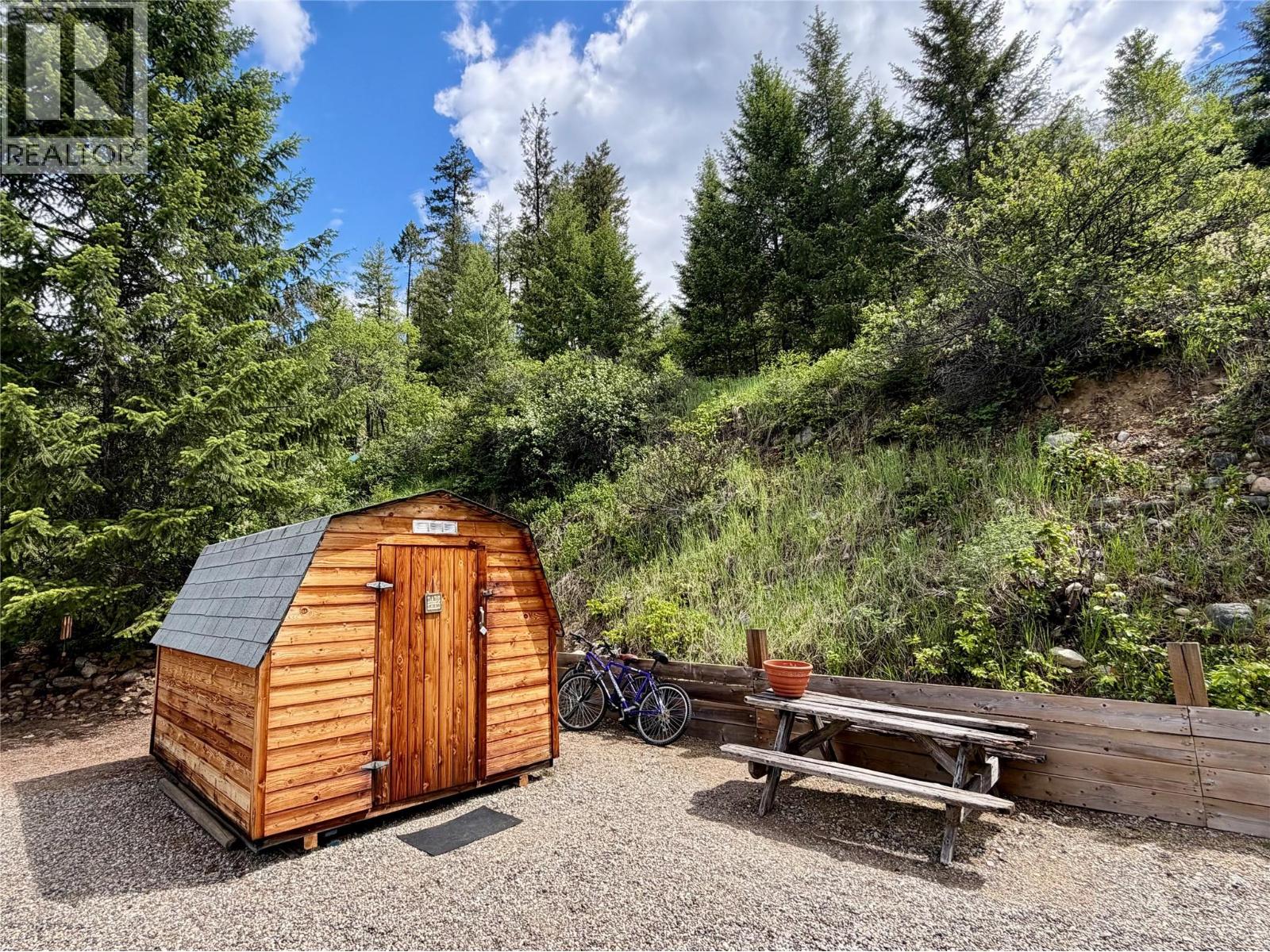 3160 Hama Road, Christina Lake, British Columbia  V0H 1E1 - Photo 12 - 10387782