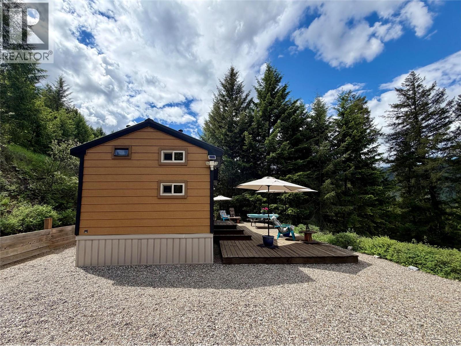 3160 Hama Road, Christina Lake, British Columbia  V0H 1E1 - Photo 13 - 10387782