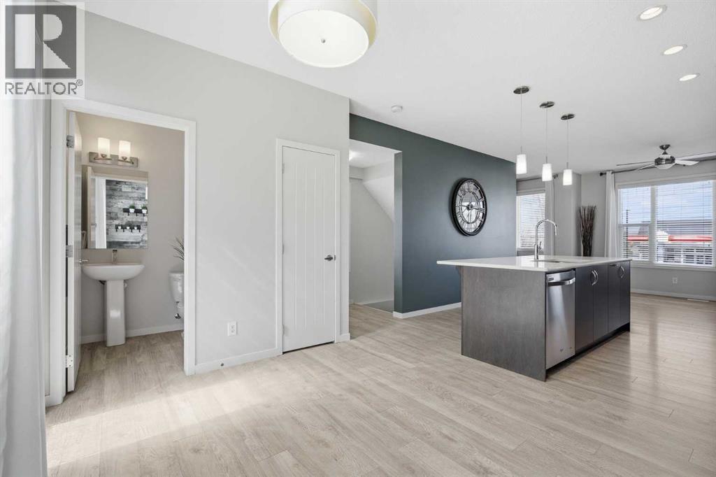 101 New Brighton Walk SE, Calgary, Alberta  T2Z 5C7 - Photo 7 - A2306336