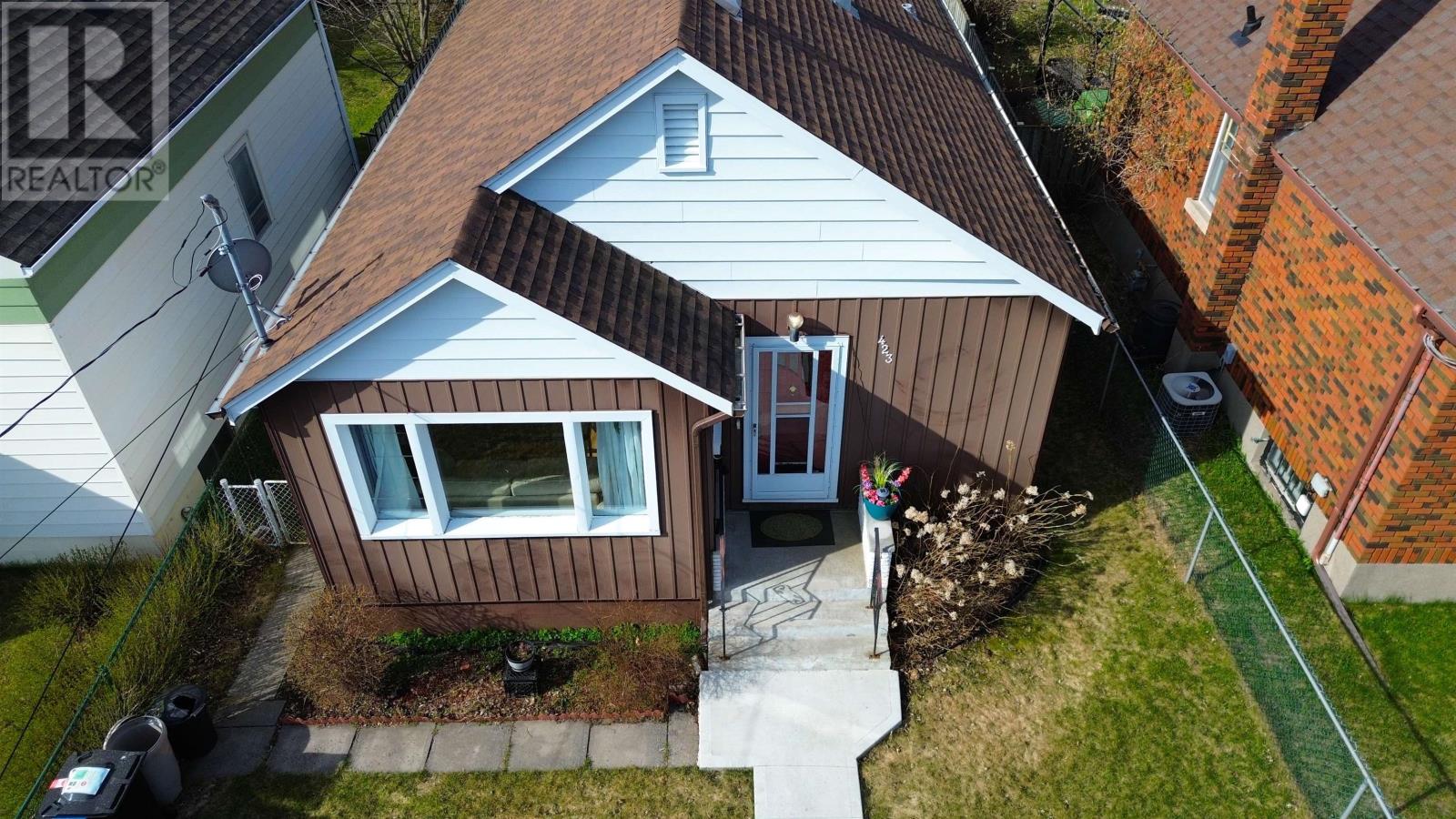 423 Dawson St, Thunder Bay, Ontario  P7A 3V6 - Photo 2 - TB2601074