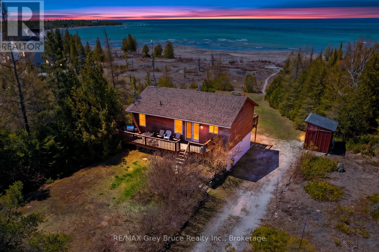 798 DORCAS BAY ROAD, Northern Bruce Peninsula, Ontario