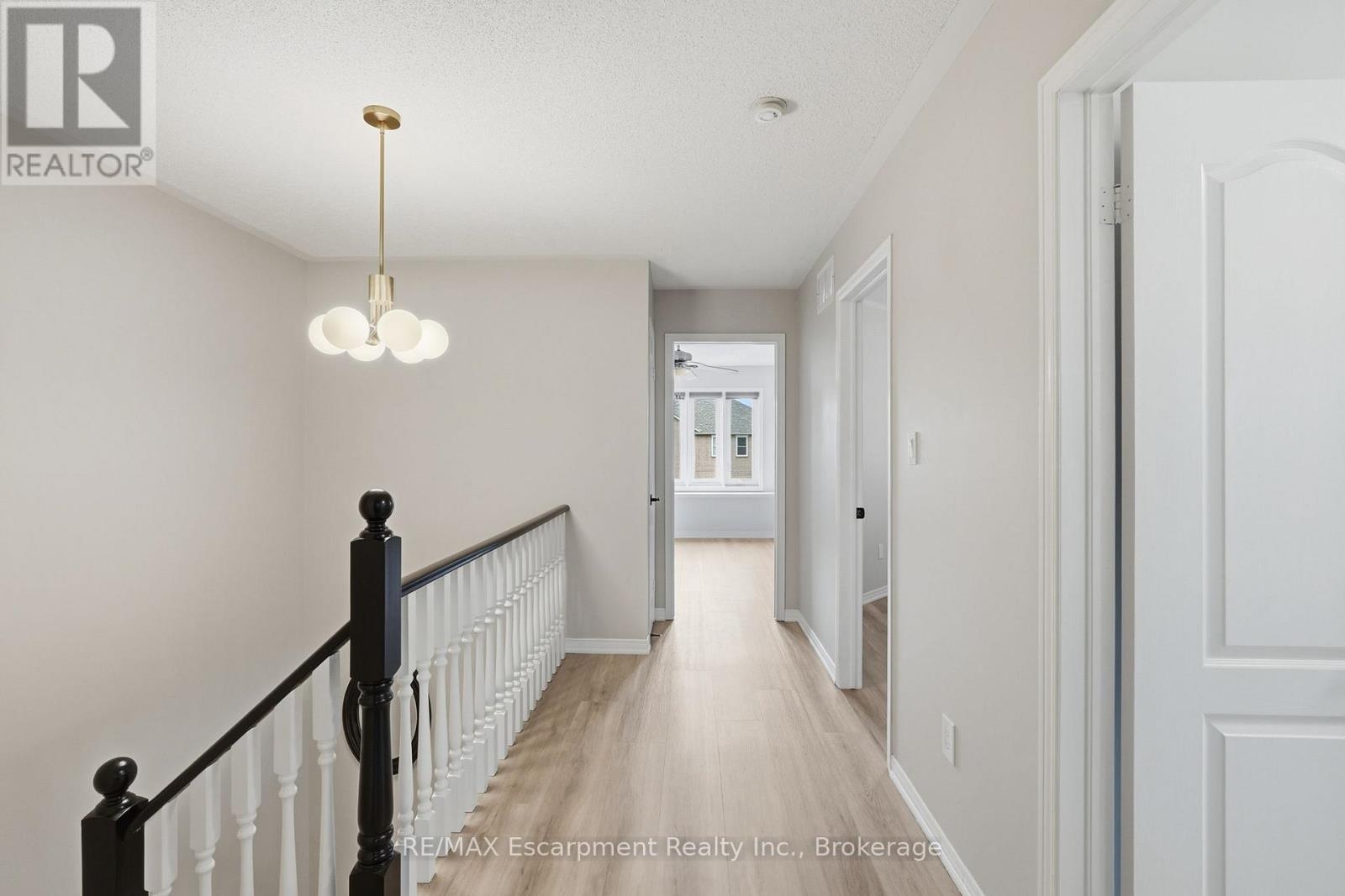 2124 Glenhampton Road, Oakville, Ontario  L6M 3X1 - Photo 33 - W13142238