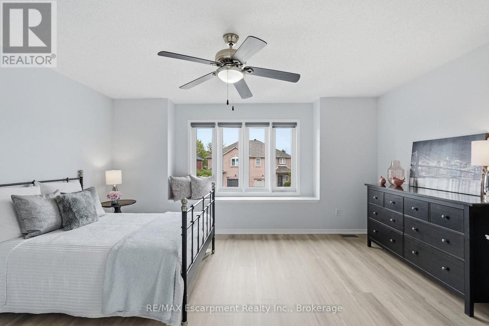 2124 Glenhampton Road, Oakville, Ontario  L6M 3X1 - Photo 34 - W13142238