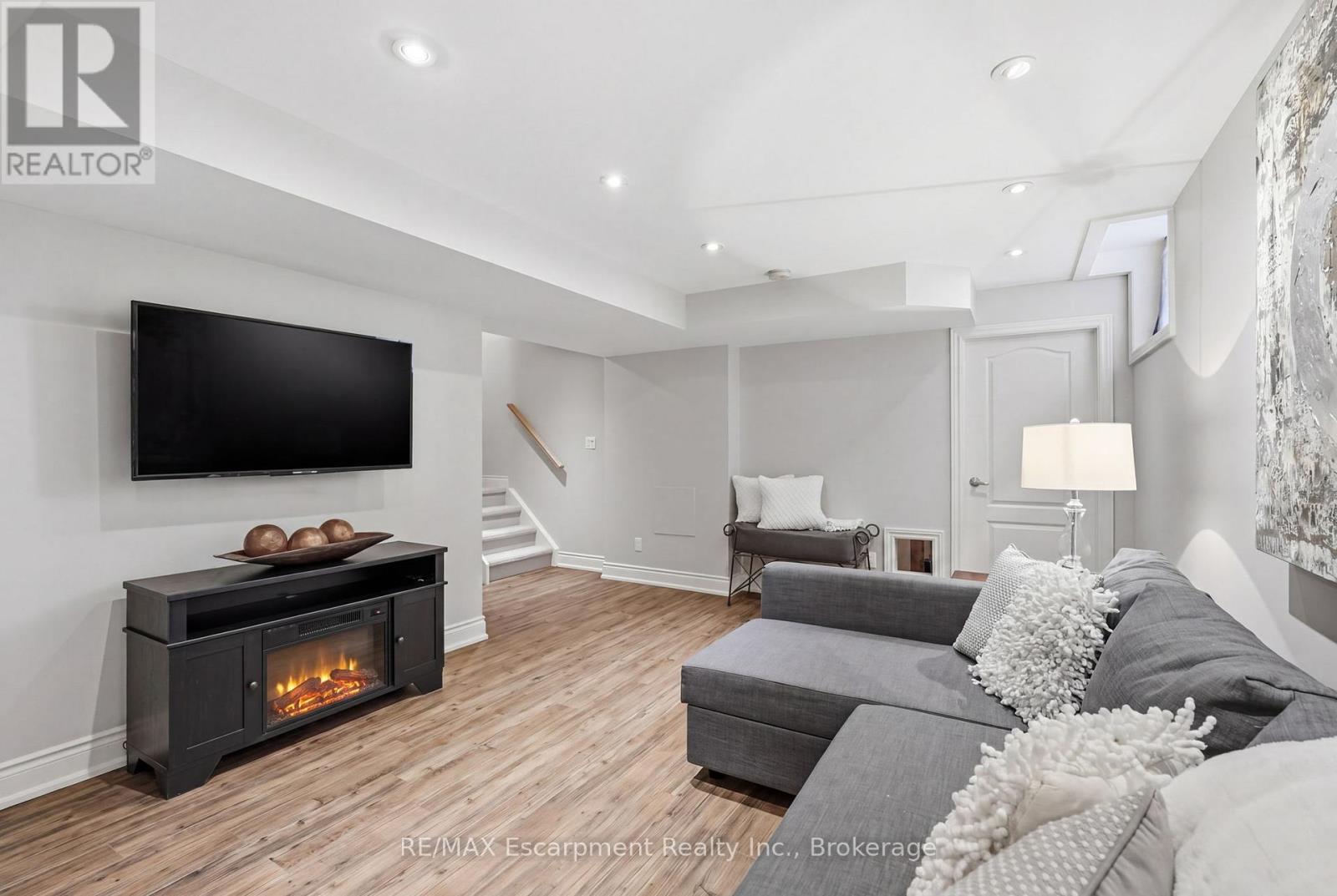 2124 Glenhampton Road, Oakville, Ontario  L6M 3X1 - Photo 43 - W13142238