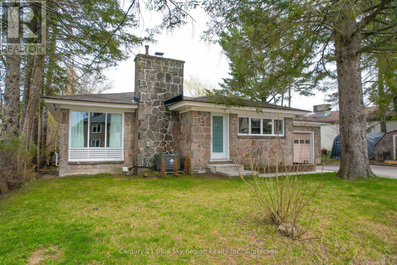 338 Edward Street, Powassan, Ontario  P0H 1Z0 - Photo 2 - X13142248