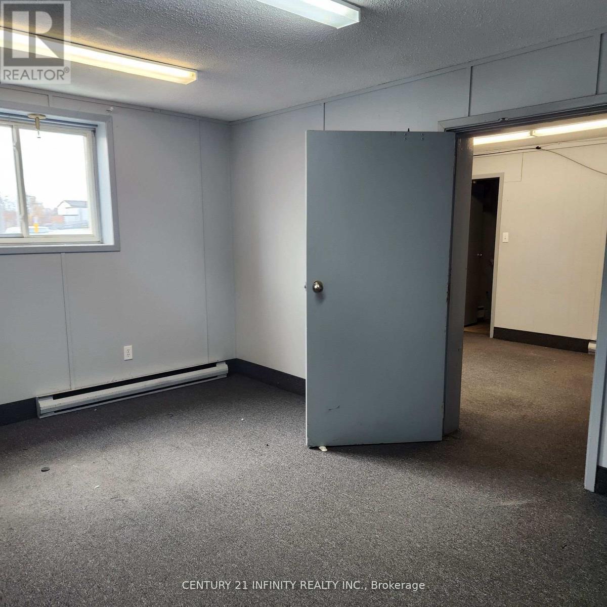 10 - 1019 Nelson Street, Oshawa, Ontario  L1H 7N9 - Photo 1 - E13142254