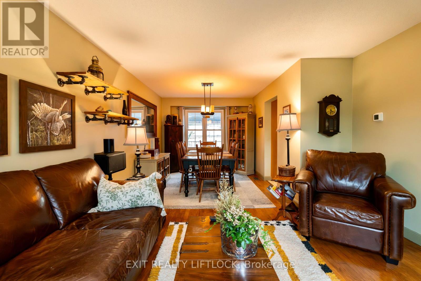84 Hillhurst Crescent, Clarington, Ontario  L1E 2A3 - Photo 5 - E13142354