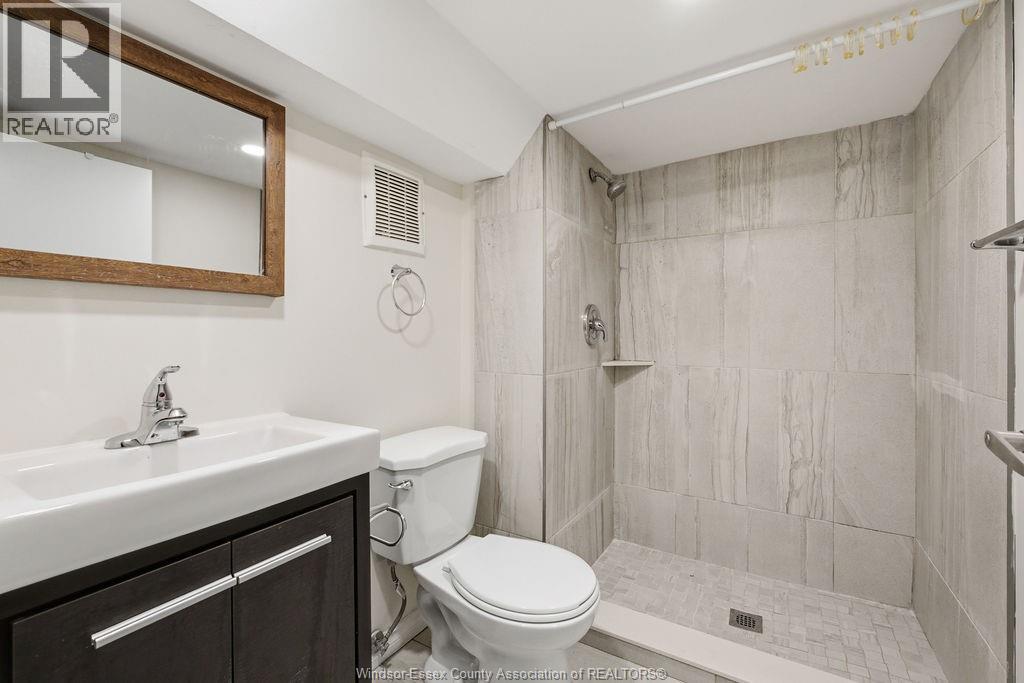 994 Josephine, Windsor, Ontario  N9B 2L5 - Photo 12 - 26011390