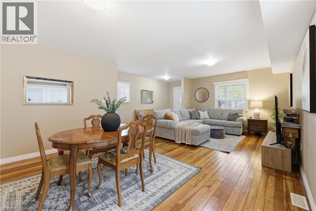 21 Berryman Avenue, St. Catharines, Ontario  L2R 3W8 - Photo 5 - 40830337