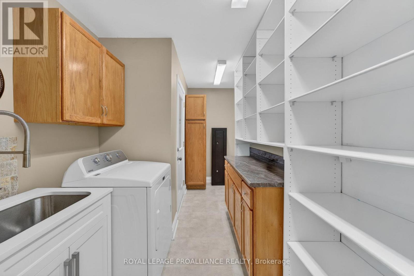 18 South Murray Street, Quinte West, Ontario  K8V 1Y3 - Photo 22 - X13142178