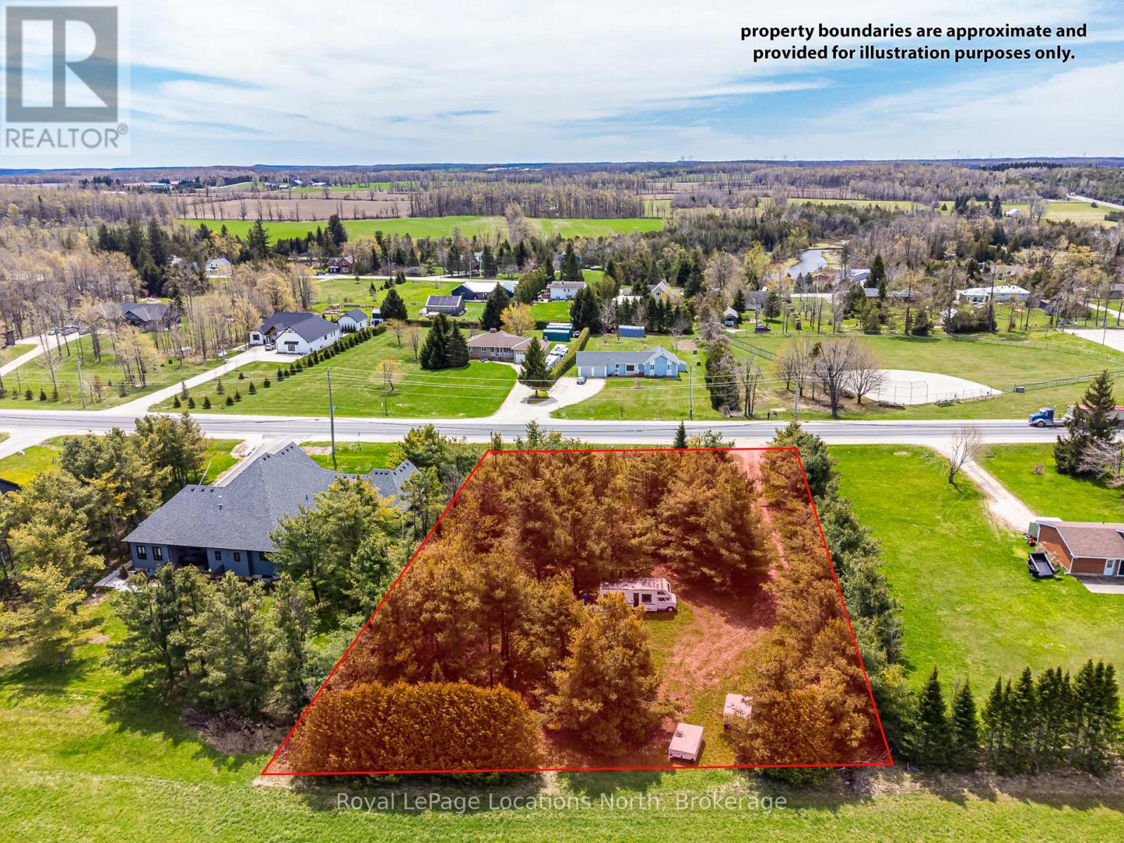 1086 County 124 Road, Clearview, Ontario N0C 1M0 - Photo 2 - S13142292