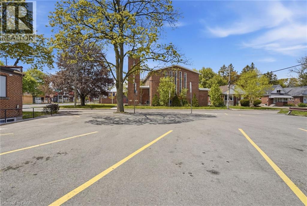 1568 Main Street W, Hamilton, Ontario  L8S 1E7 - Photo 41 - 40831236