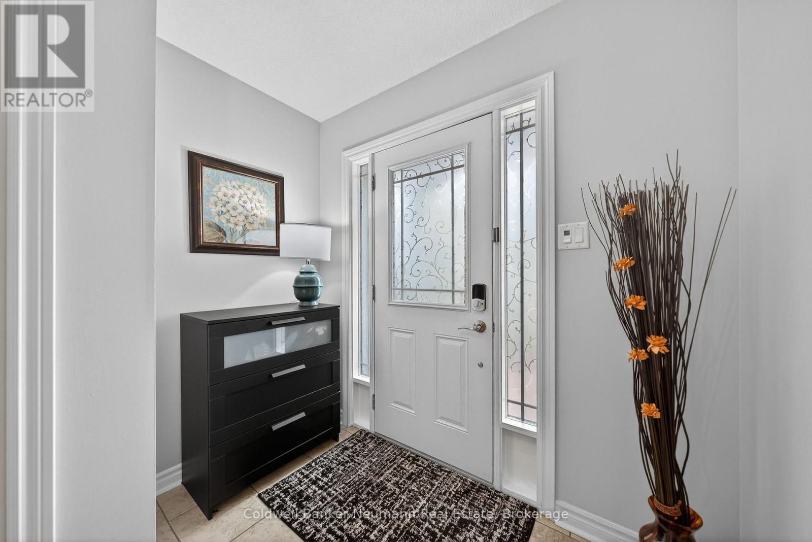 184 Goodwin Drive, Guelph, Ontario  N1L 0C7 - Photo 3 - X13142486
