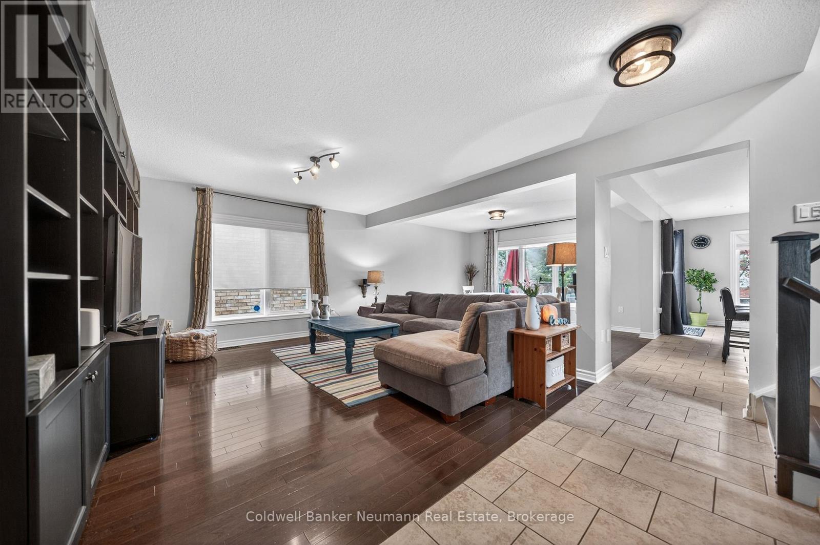 184 Goodwin Drive, Guelph, Ontario  N1L 0C7 - Photo 4 - X13142486