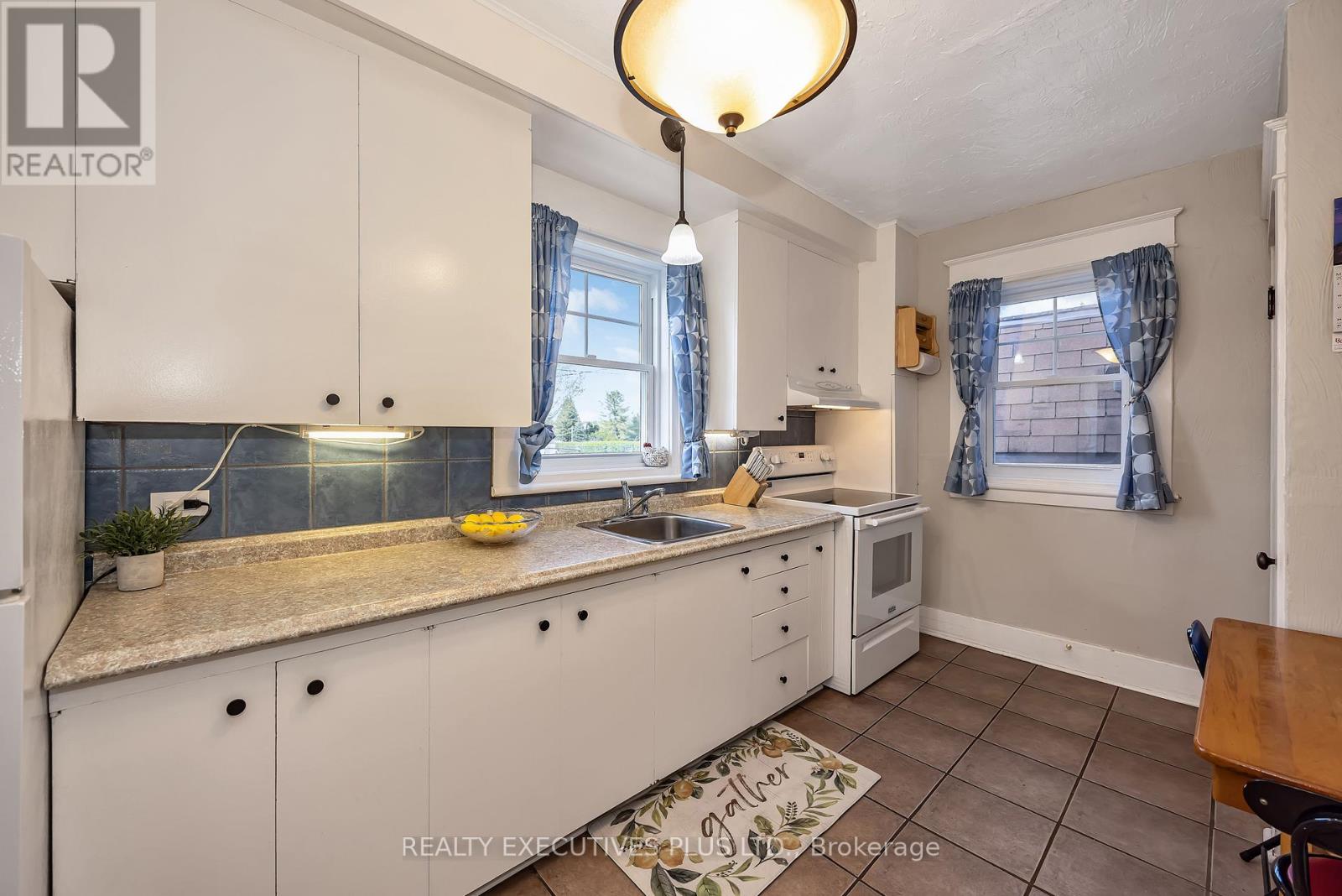605 Water Street, Alfred And Plantagenet, Ontario  K0B 1L0 - Photo 10 - X13142306