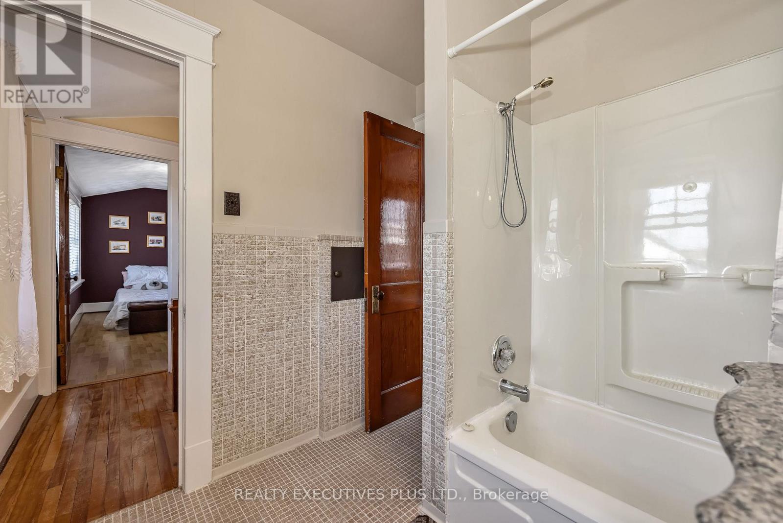 605 Water Street, Alfred And Plantagenet, Ontario  K0B 1L0 - Photo 20 - X13142306