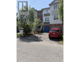 42 MANHATTAN CRESCENT, Ottawa, Ontario