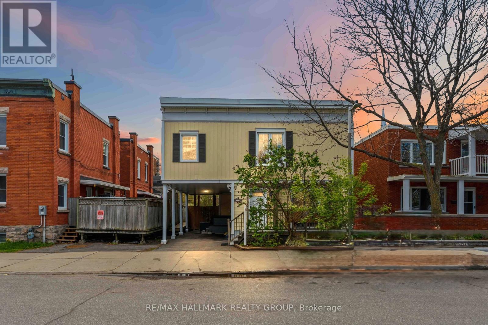 24 PATRO STREET, Ottawa, Ontario