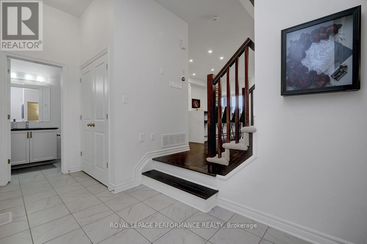 125 Dun Skipper Drive, Ottawa, Ontario  K1X 0G2 - Photo 5 - X13142408