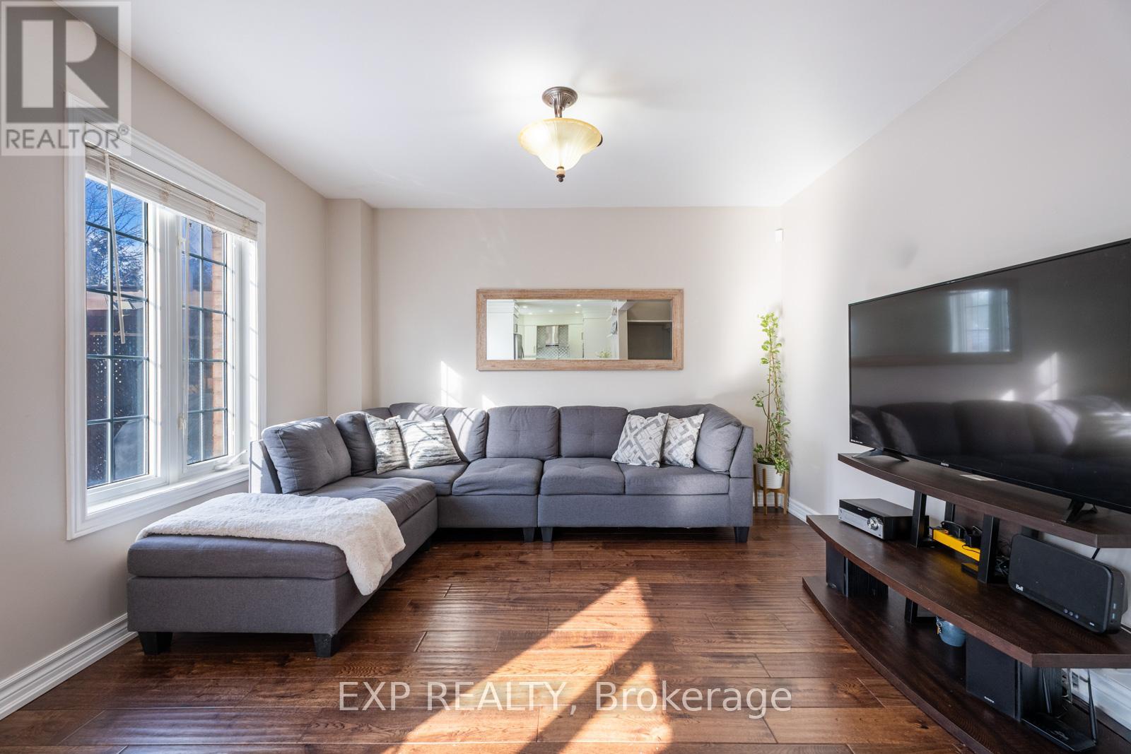 81 Farthingale Crescent, Brampton, Ontario L7A 1W7 - Photo 21 - W12917878