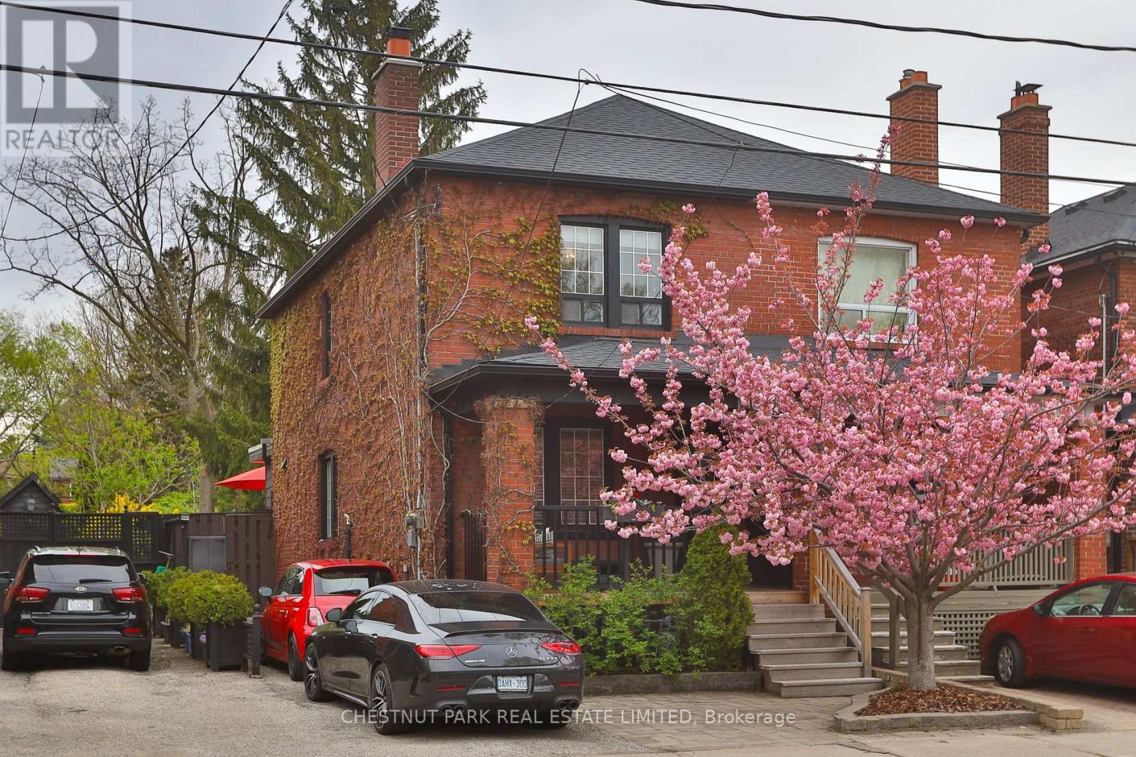 452 DAVISVILLE AVENUE, Toronto, Ontario