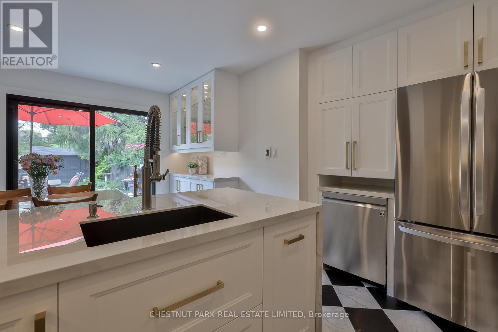 452 Davisville Avenue, Toronto, Ontario  M4S 1H8 - Photo 17 - C13142108