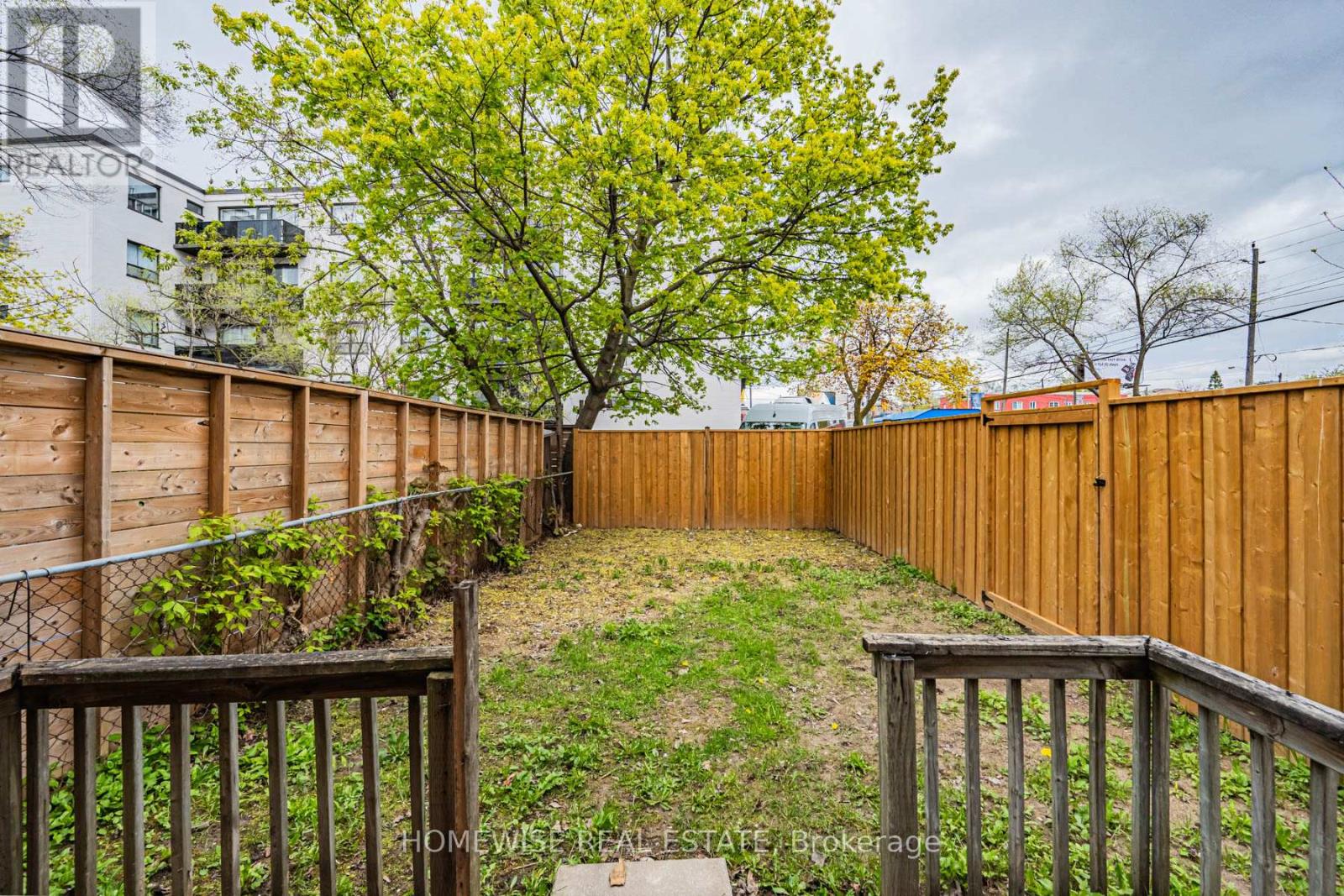 2 Khedive Avenue, Toronto, Ontario  M6A 2G2 - Photo 19 - C13142246