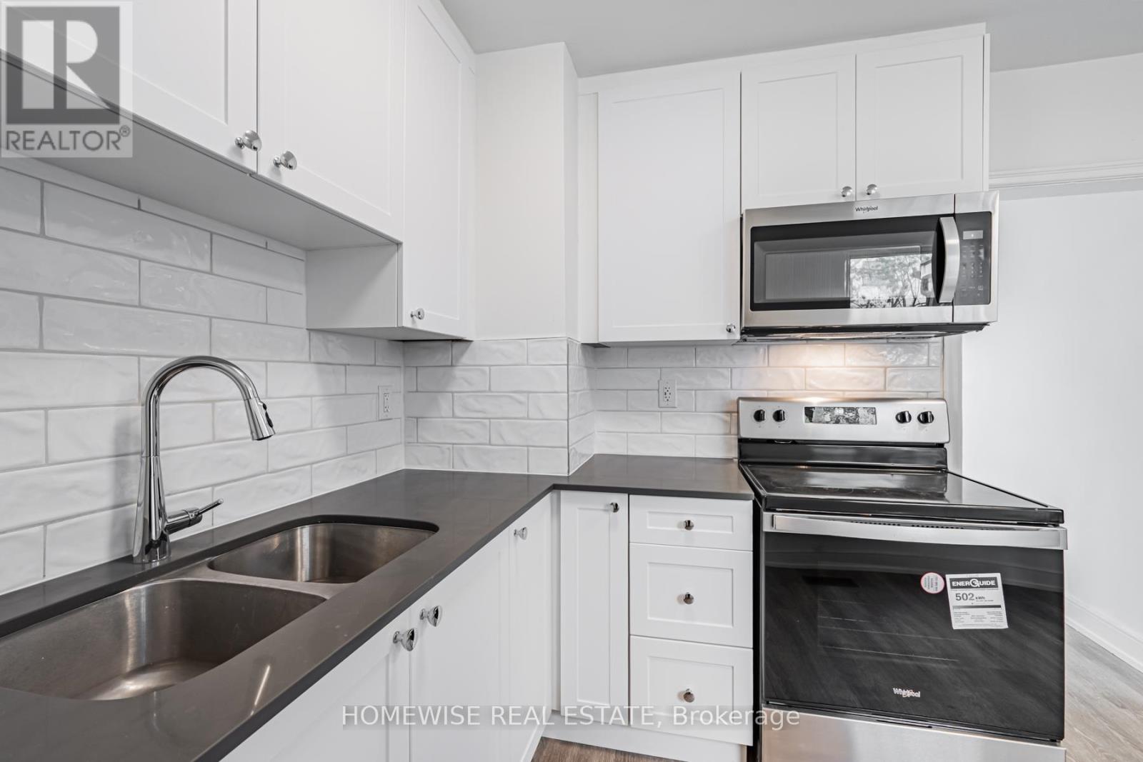 2 Khedive Avenue, Toronto, Ontario  M6A 2G2 - Photo 7 - C13142246