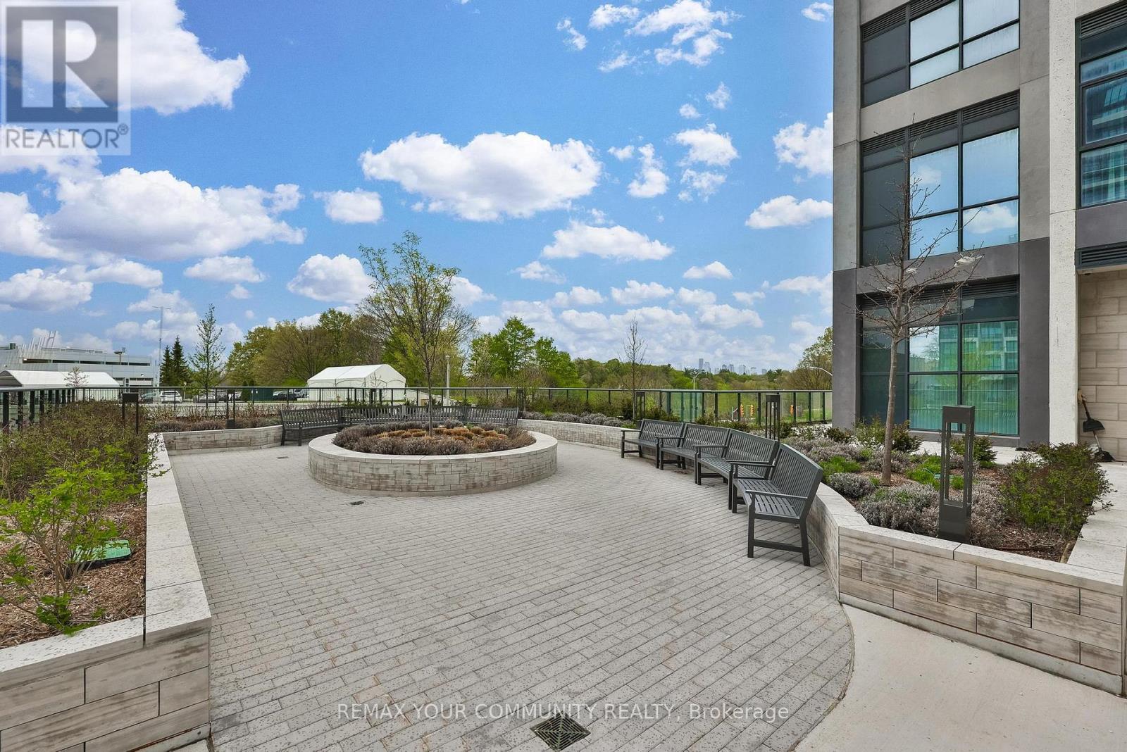 110 - 10 Inn On The Park Drive, Toronto, Ontario  M3C 0P9 - Photo 27 - C13142318